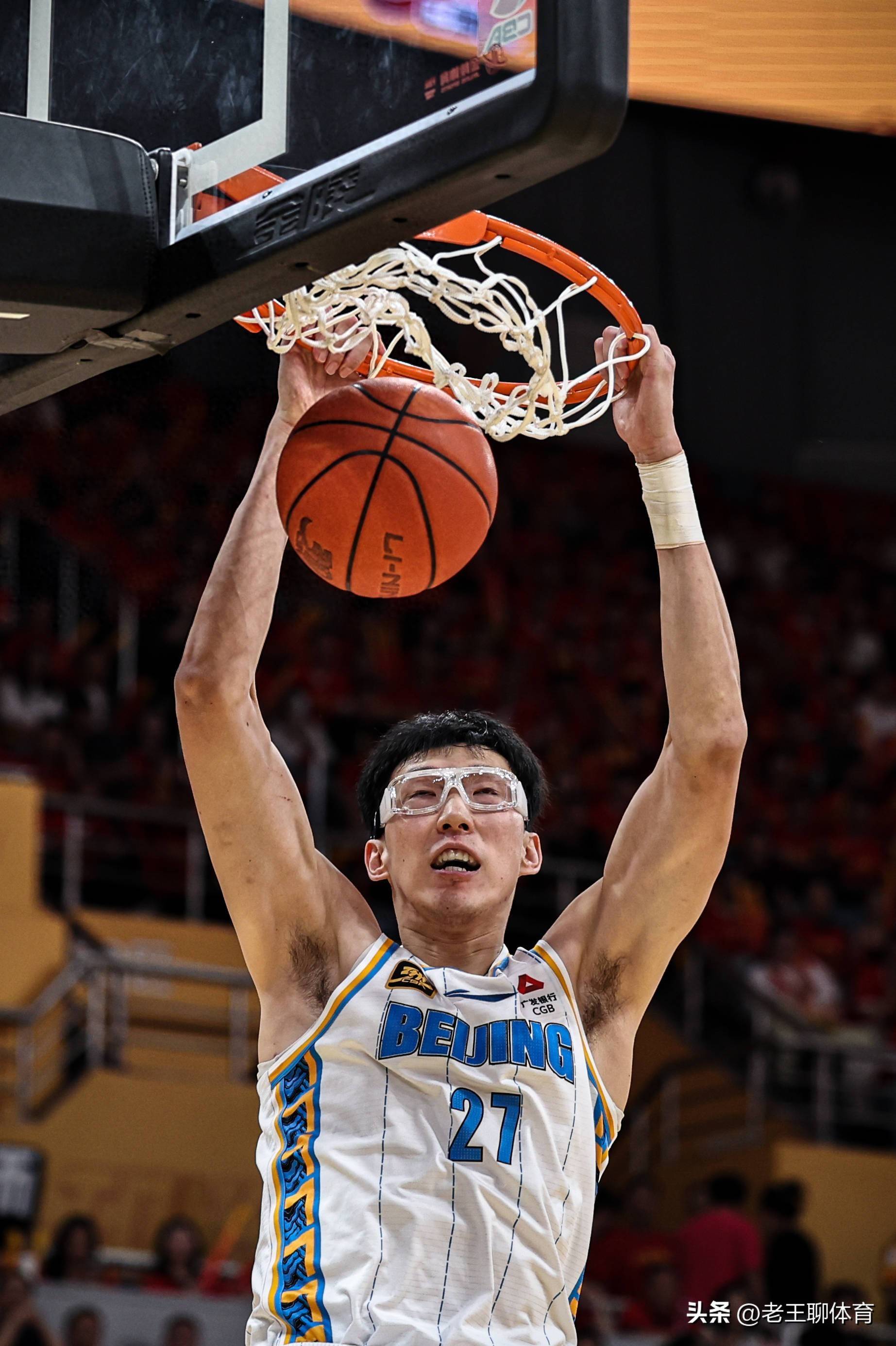 爱游戏全站今晨体能课后，广厦男篮强势反弹备战NBA总决赛，赛场秩序良好，阵容厚度经受考验的简单介绍