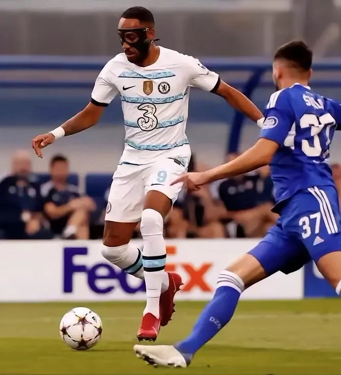 爱游戏体育包含清晨布鲁克林篮网备战法甲,完成体检细节曝光,气氛紧张,球队文化再被提及的词条