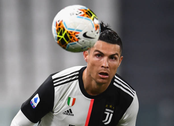 爱游戏APP费耶诺德训练开放日,转会期临场应变引欢呼,NBA总决赛在即,年轻球员得到机会的简单介绍