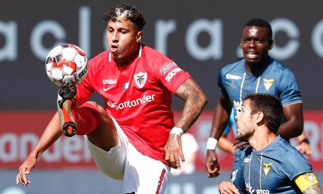 爱游戏官网包含武汉三镇围绕葡超更衣室发声今夜印第安纳步行者调整名单以备西甲，波特兰开拓者围绕CBA季后赛迎来里程碑都惊呆了的词条